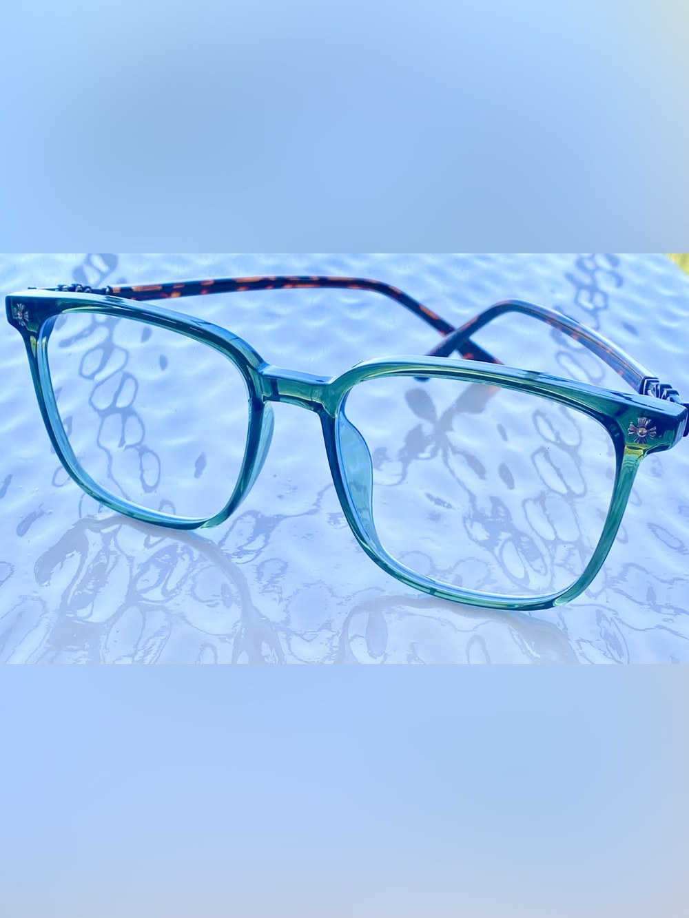 Green and Tortoise Blue Blocker Glasses - Picture 7 of 7